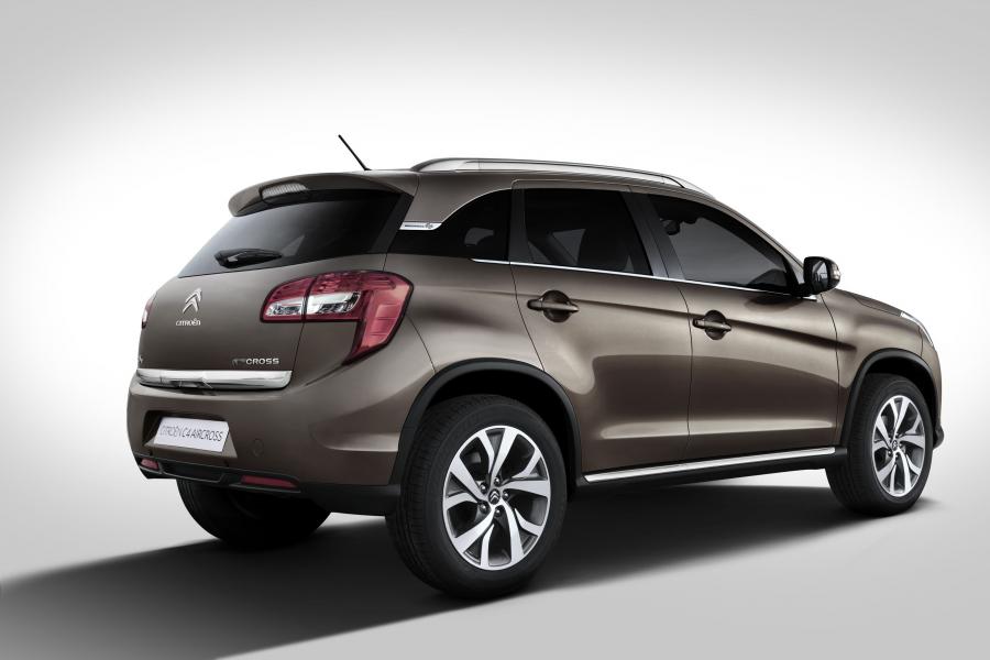  Citroen C4 AirCross 2012 года  (фото 4 из 30)
